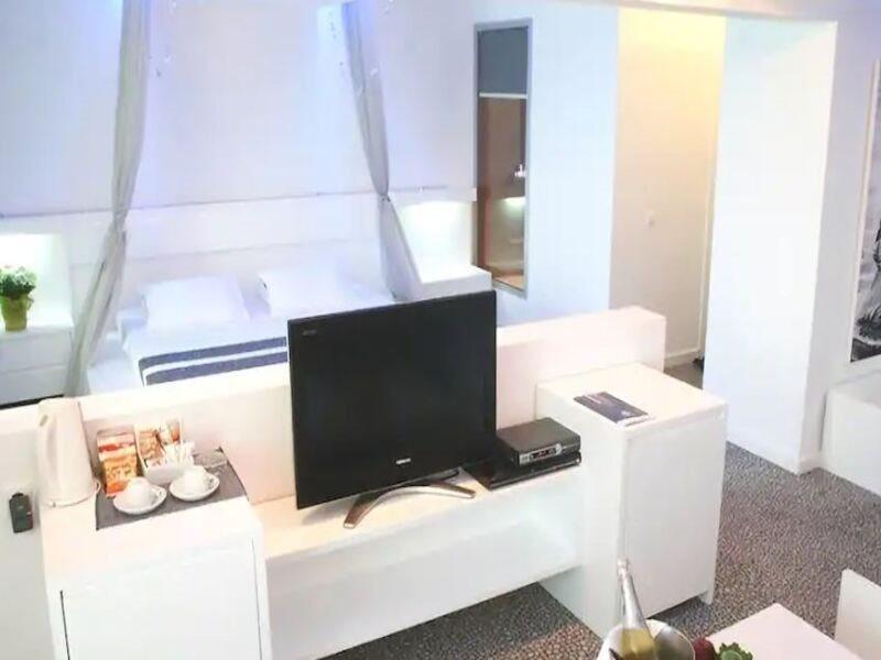 אלאקאטי Inkim Hotel מראה חיצוני תמונה