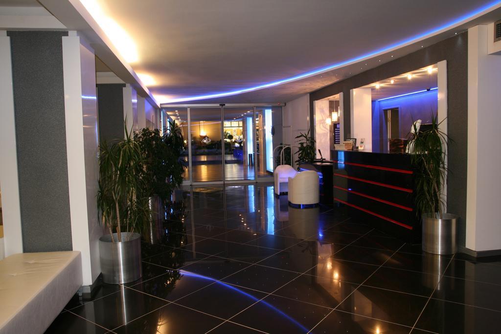 אלאקאטי Inkim Hotel מראה חיצוני תמונה